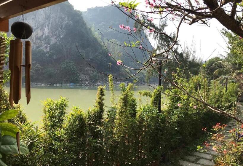 هتل Blue Lagoon Cat Ba