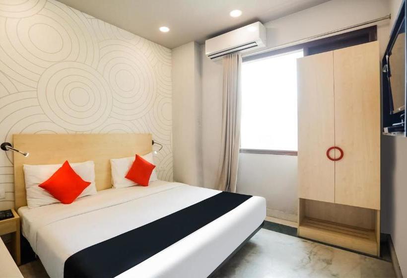 فندق Capital O71126 Signature