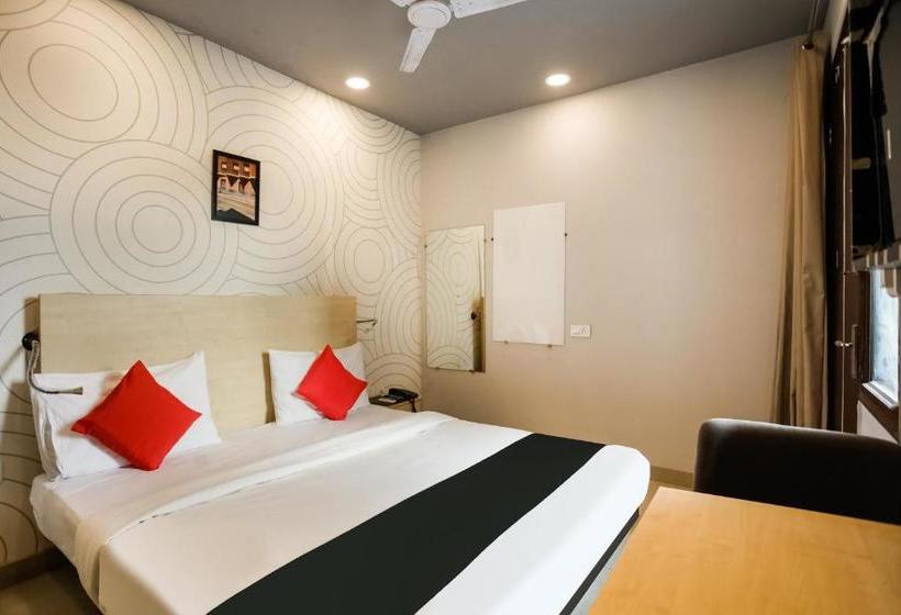 فندق Capital O71126 Signature