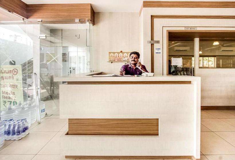 هتل Capital O 71132  Velavan