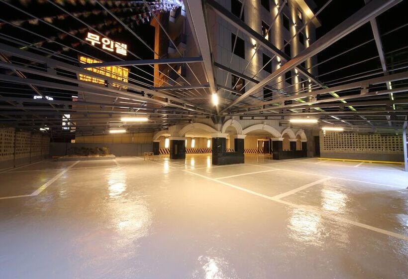 Suncheon Hound Hotel Suncheon Station Branch