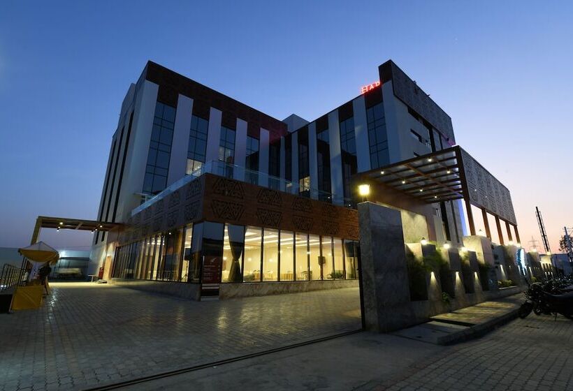 هتل Harsha The Fern Shivamogga