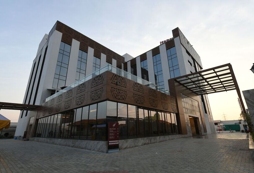 هتل Harsha The Fern Shivamogga