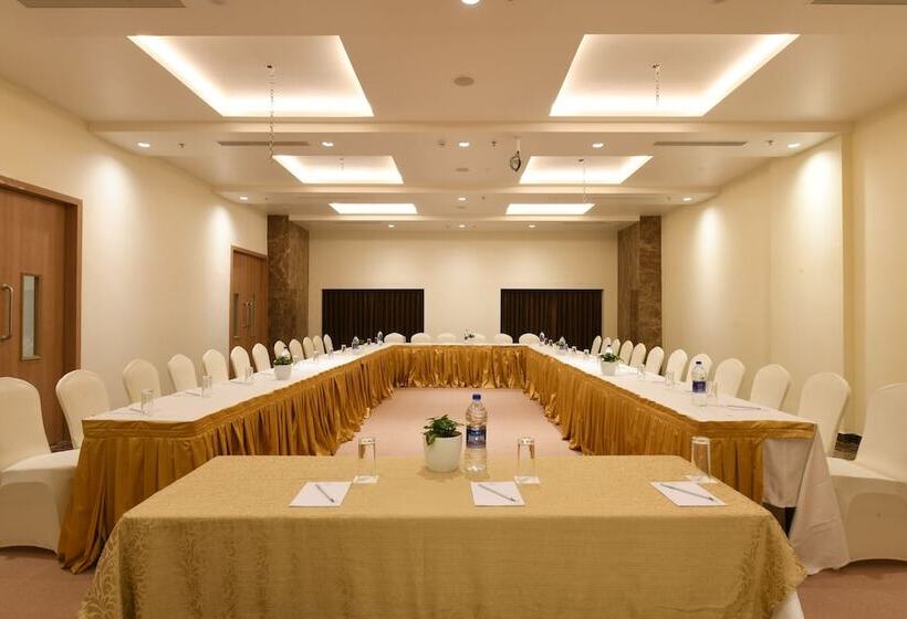 هتل Harsha The Fern Shivamogga