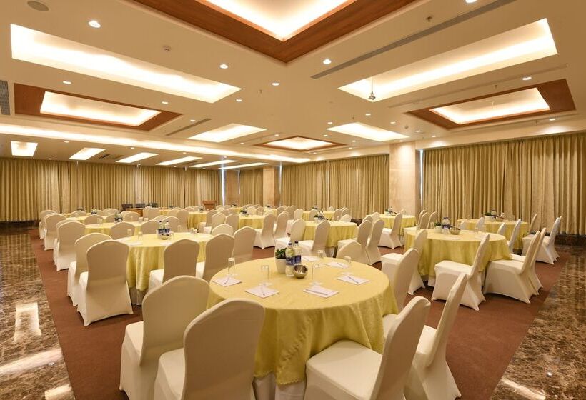 هتل Harsha The Fern Shivamogga