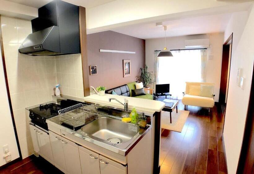 ホテル Luana Lea Karate Kaikan Mae