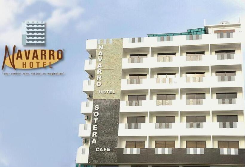 Hotel Navarro