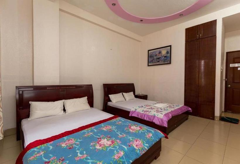 هتل Oyo 1036 Hoa Mai