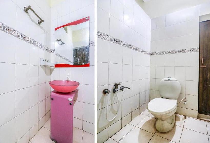 فندق Oyo 71458 Green Villa