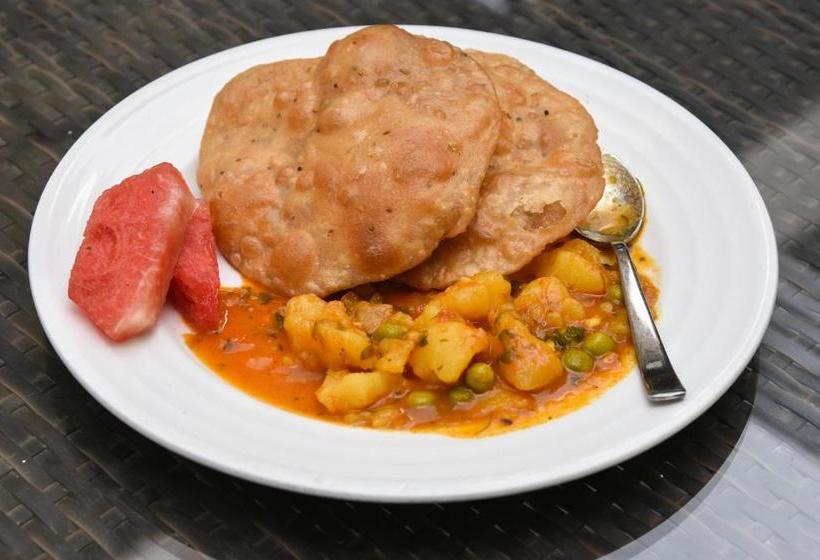 Отель Oyo 71485 Vedanta  Van  & Resorts