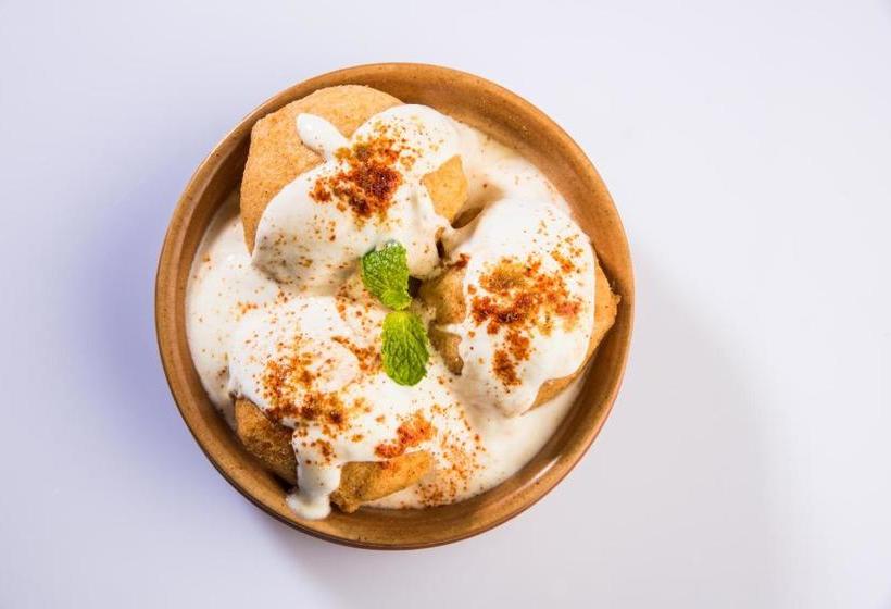 Отель Oyo 71485 Vedanta  Van  & Resorts