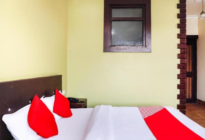 Hotel Oyo 71508  Grand Sitara