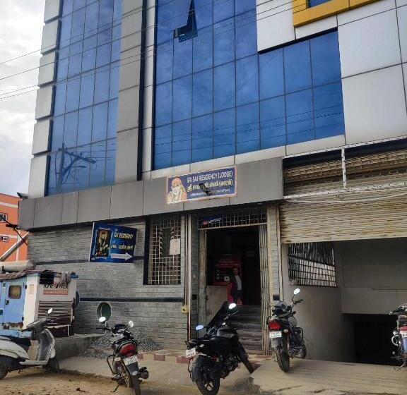 ホテル O Sri Sai Residency