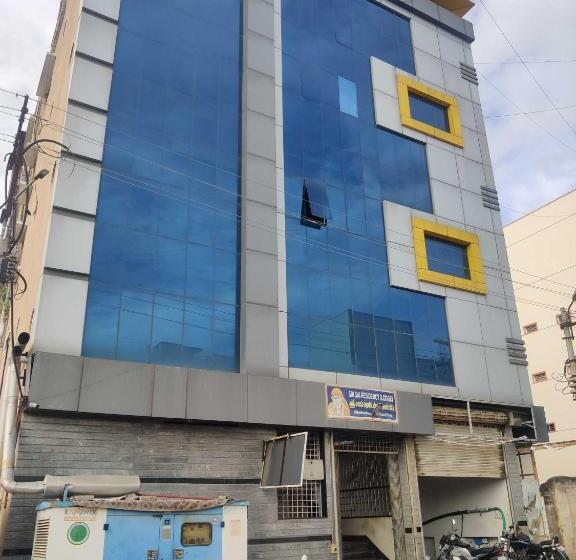 ホテル O Sri Sai Residency