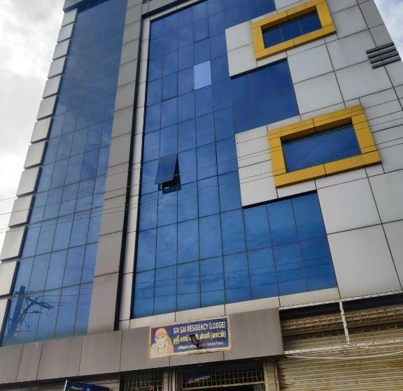 ホテル O Sri Sai Residency