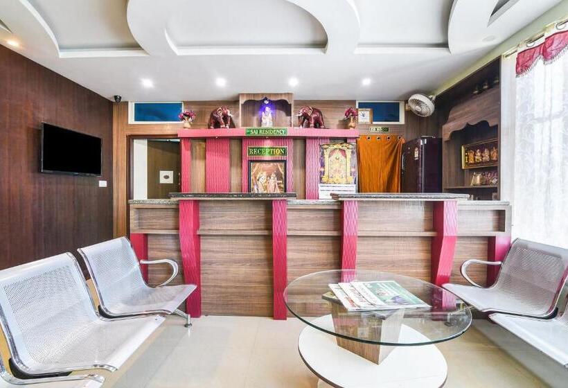 ホテル O Sri Sai Residency