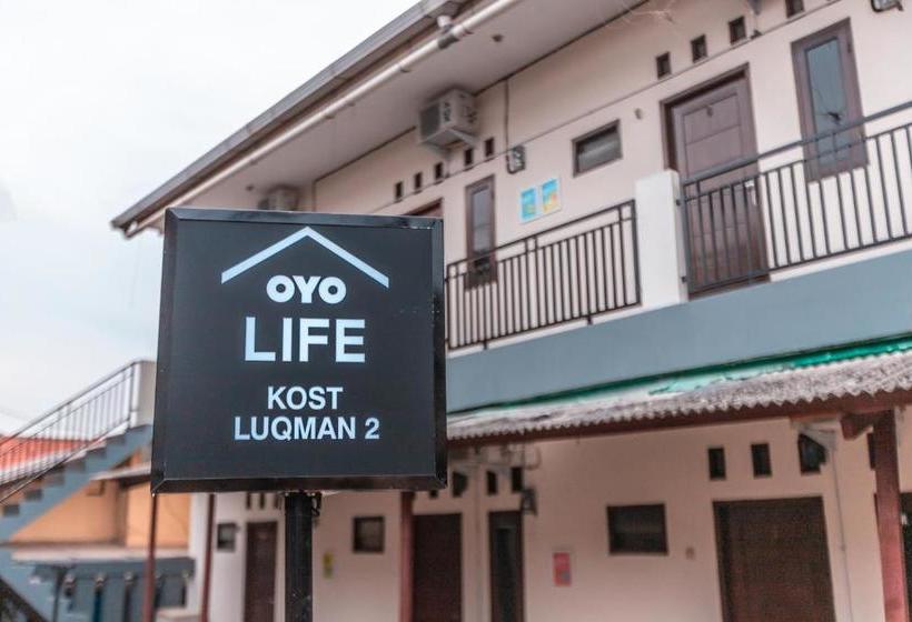 Отель Oyo Life 2424 Kost Luqman 2