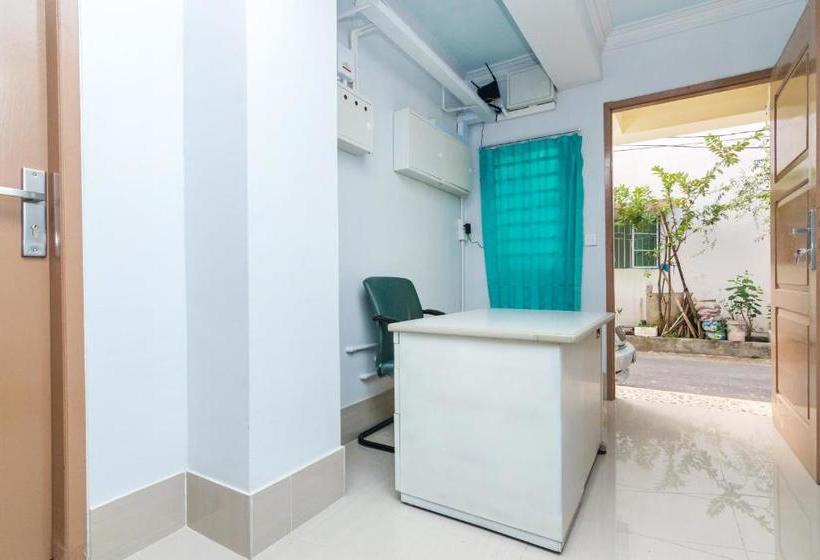 فندق Oyo Life 2485 Darisa Marshall Kost Syariah