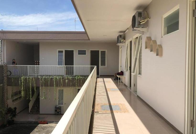 酒店 Oyo Life 3093 Kost Bale Teduh