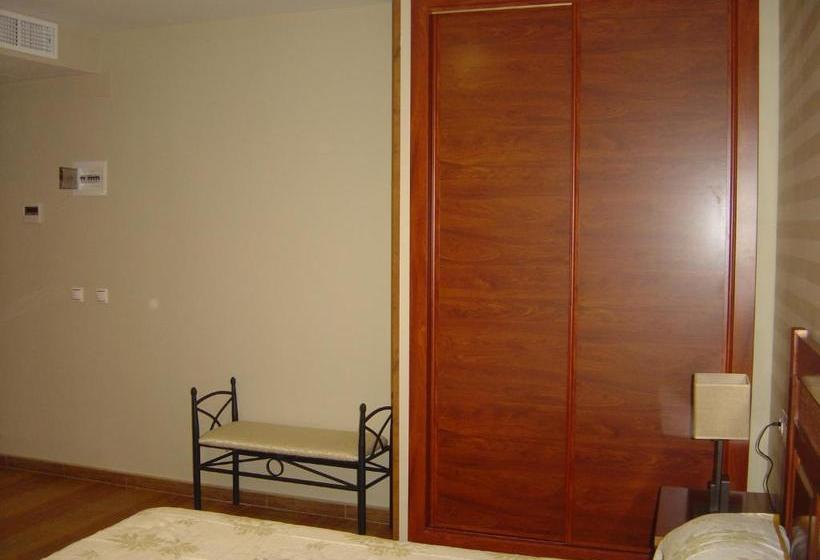 בית מלון כפרי Plaza