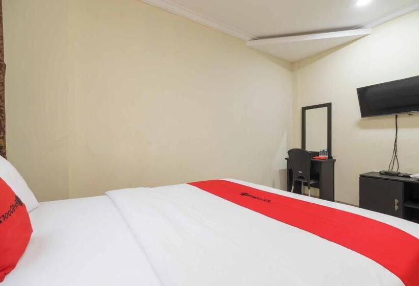 酒店 Reddoorz Near City Walk Lippo Cikarang