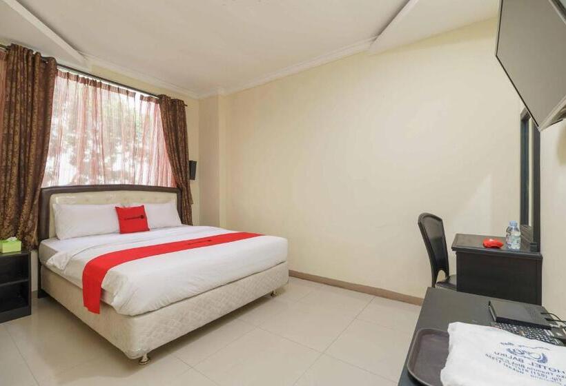 酒店 Reddoorz Near City Walk Lippo Cikarang