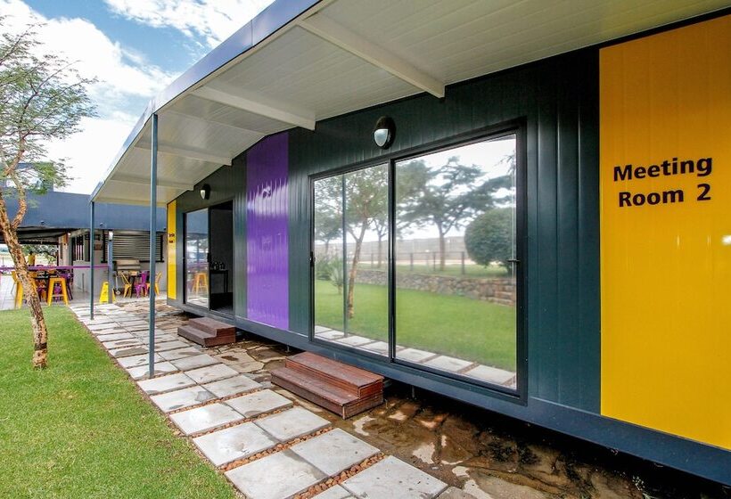 فندق Sleepover Lanseria