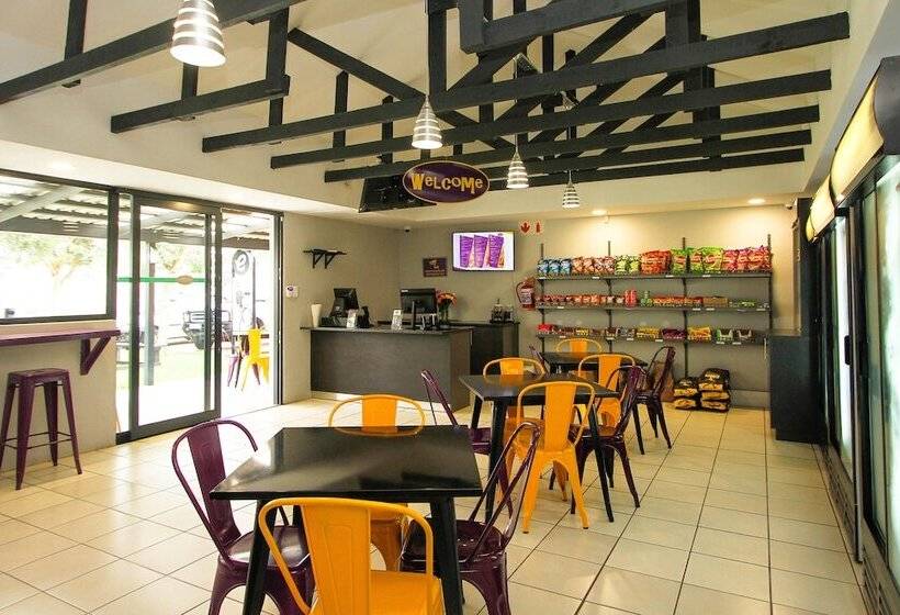 فندق Sleepover Lanseria