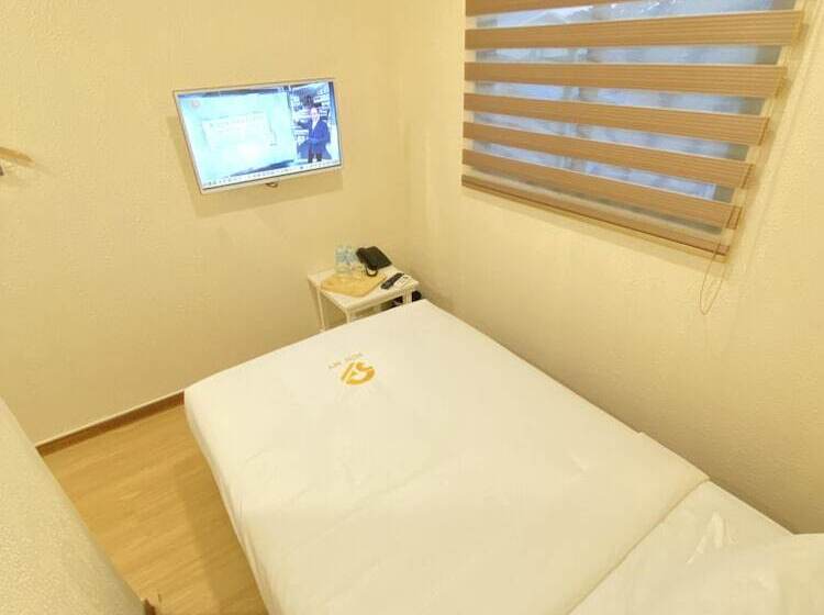 בית מלון כפרי Sun My