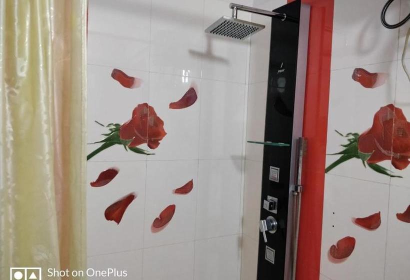 בית מלון כפרי Amol