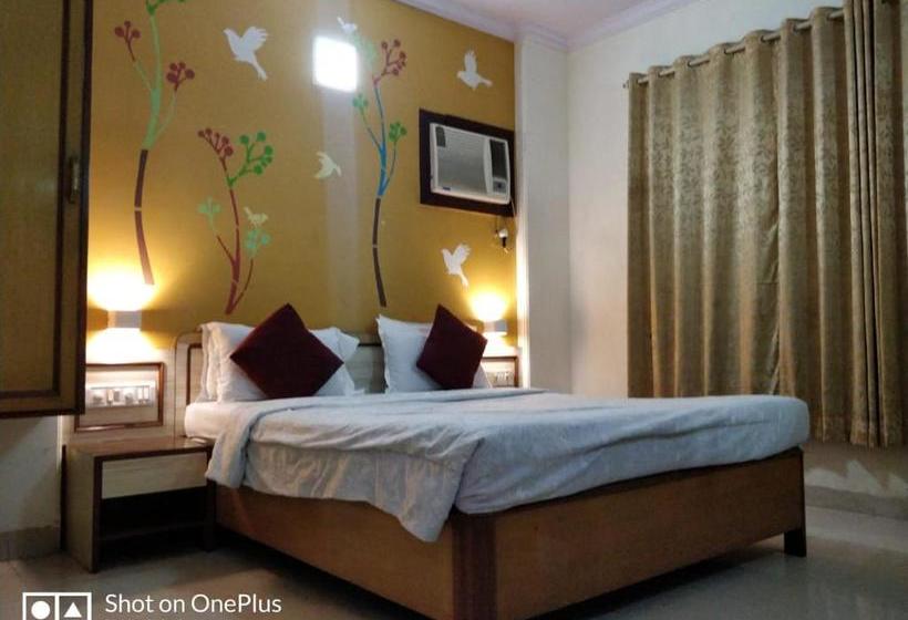 בית מלון כפרי Amol