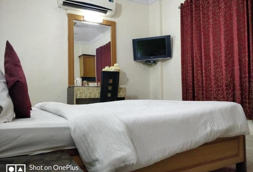 בית מלון כפרי Amol