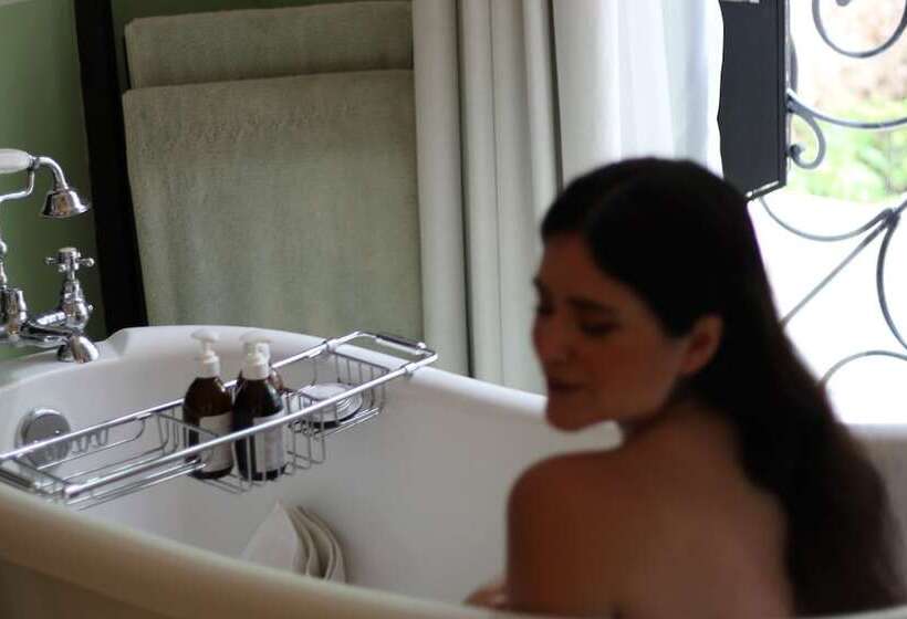 هتل Villa Octavia