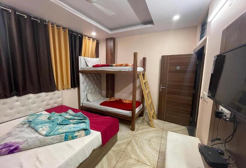 בית מלון כפרי Vinayak Inn