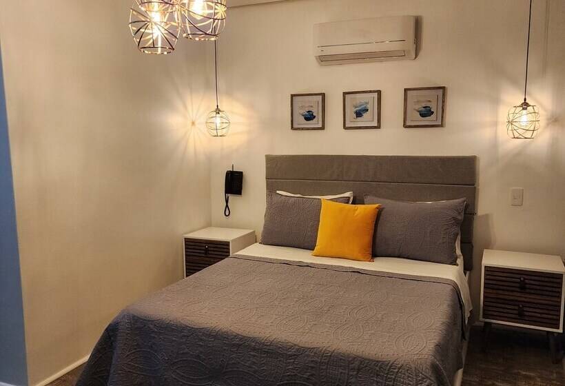 בית מלון כפרי Voila La Moneda