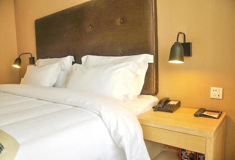 Отель Yitel Collection Taiyuan Shuangta Xi Street