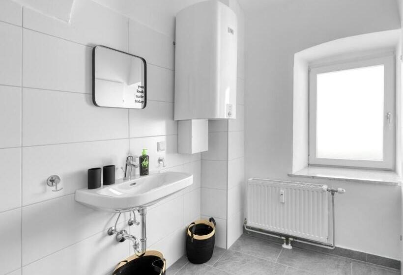 Limehome Villach Kirchenplatz