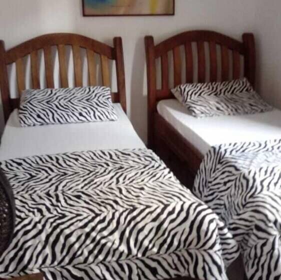 ペンション Beach House P.g   Hostel