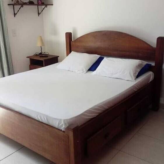 ペンション Beach House P.g   Hostel