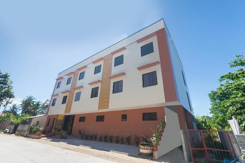 פנסיון La Briana Guest House