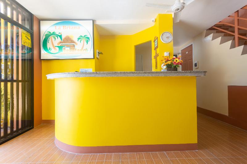 פנסיון La Briana Guest House