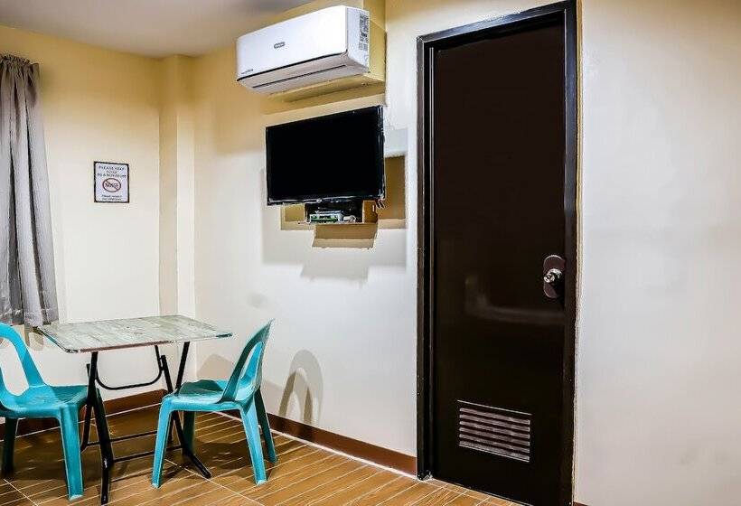 פנסיון La Briana Guest House