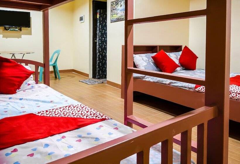 פנסיון La Briana Guest House