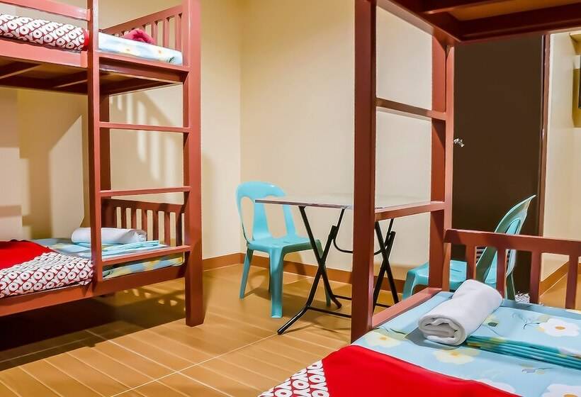 פנסיון La Briana Guest House