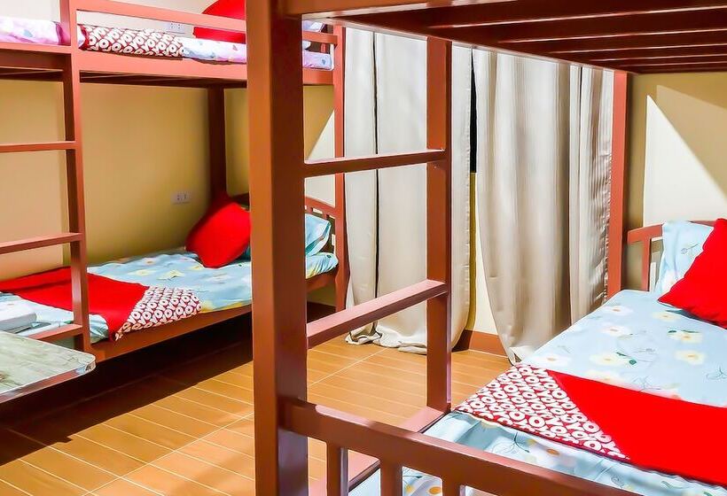 פנסיון La Briana Guest House