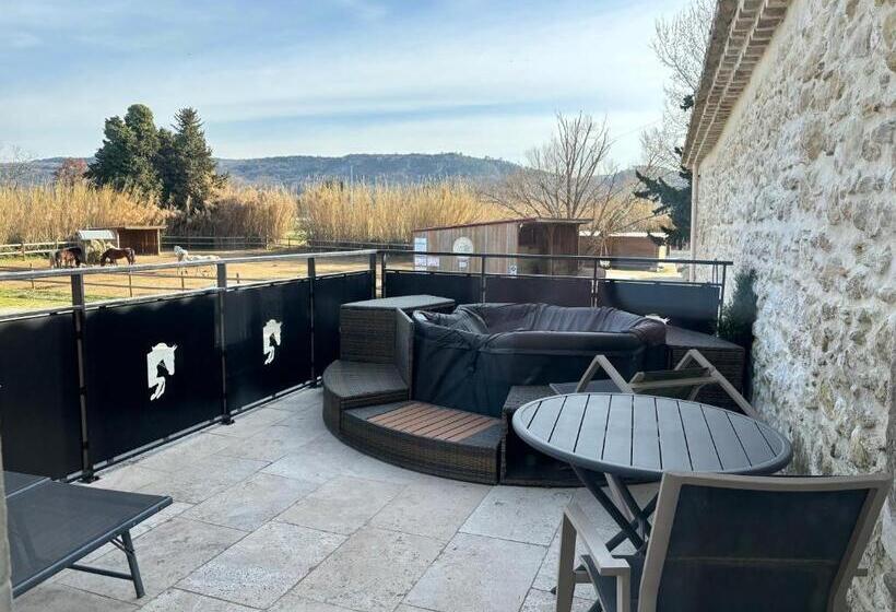 פנסיון La Petite Plaine