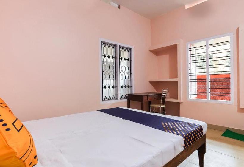 Vaccinated Staff Spot On 68111 Jeena Motels