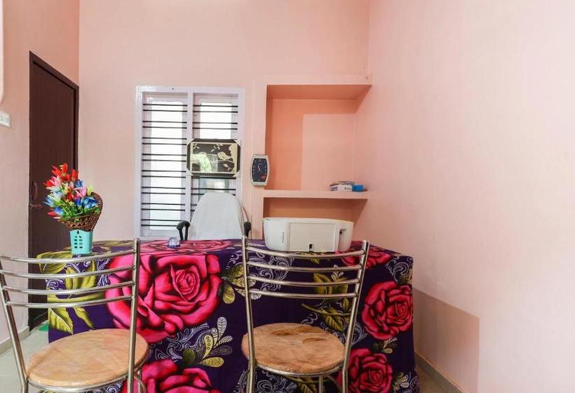 Vaccinated Staff Spot On 68111 Jeena Motels