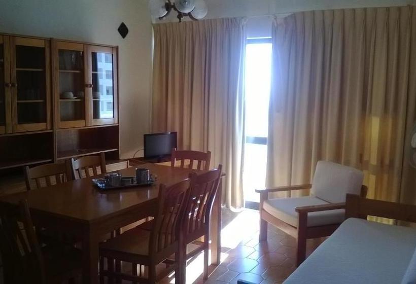 Alba Moura Apartamentos