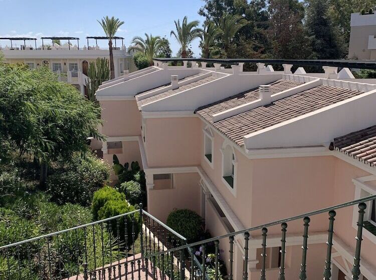 Aloha Gardens By Vacation Care